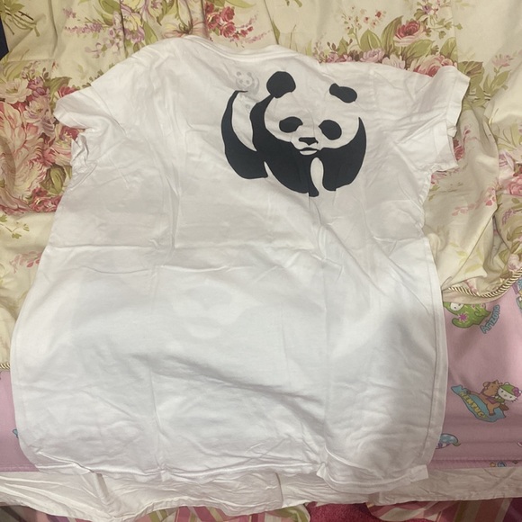 Printed white WWF  T shirts - Picture 3 of 3